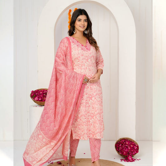 Peach Floral Printed Cotton Kurta Set with Matching Pant & Dupatta – Elegant 3 Piece Suit for Women